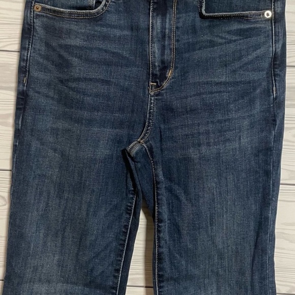 American Eagle Super Hi Rise Flare Blue Denim Jeans High Waisted Size 6 Regular - Picture 2 of 10